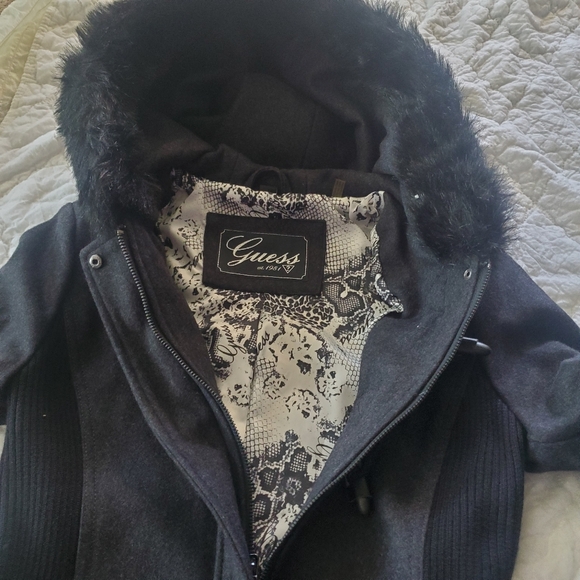 Coat - Picture 10 of 16